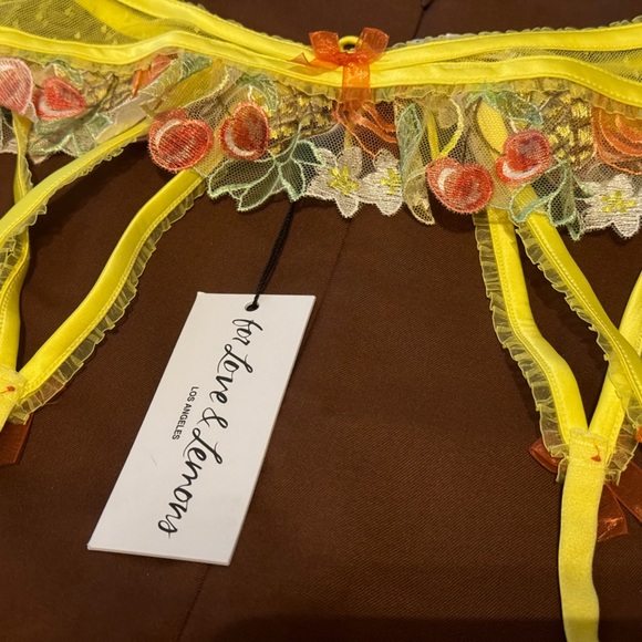 FOR LOVE & LEMONS Mirabelle Garter Belt - Picture 7 of 7